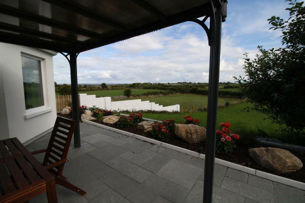 Atlantic Retreat Lodge Kinvara ภายนอก รูปภาพ
