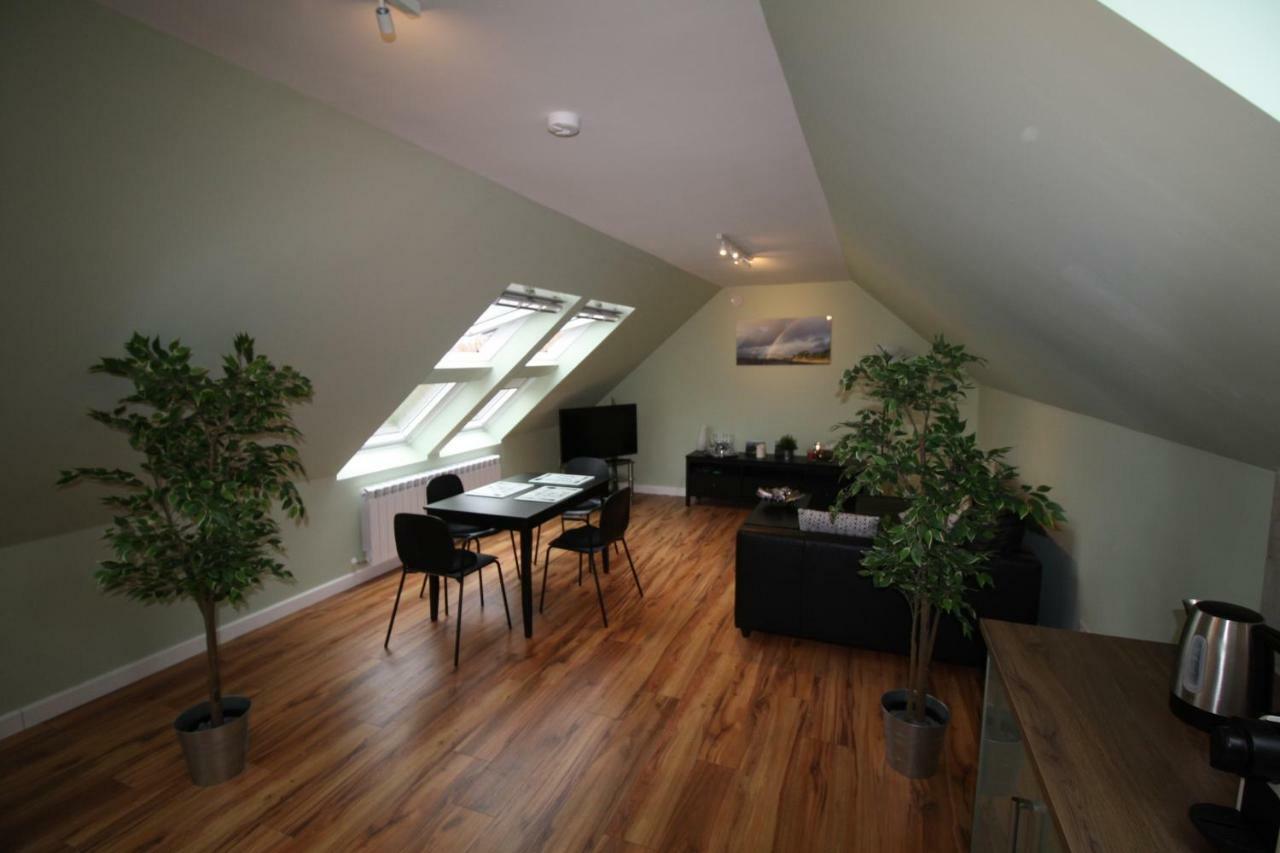 Atlantic Retreat Lodge Kinvara ภายนอก รูปภาพ
